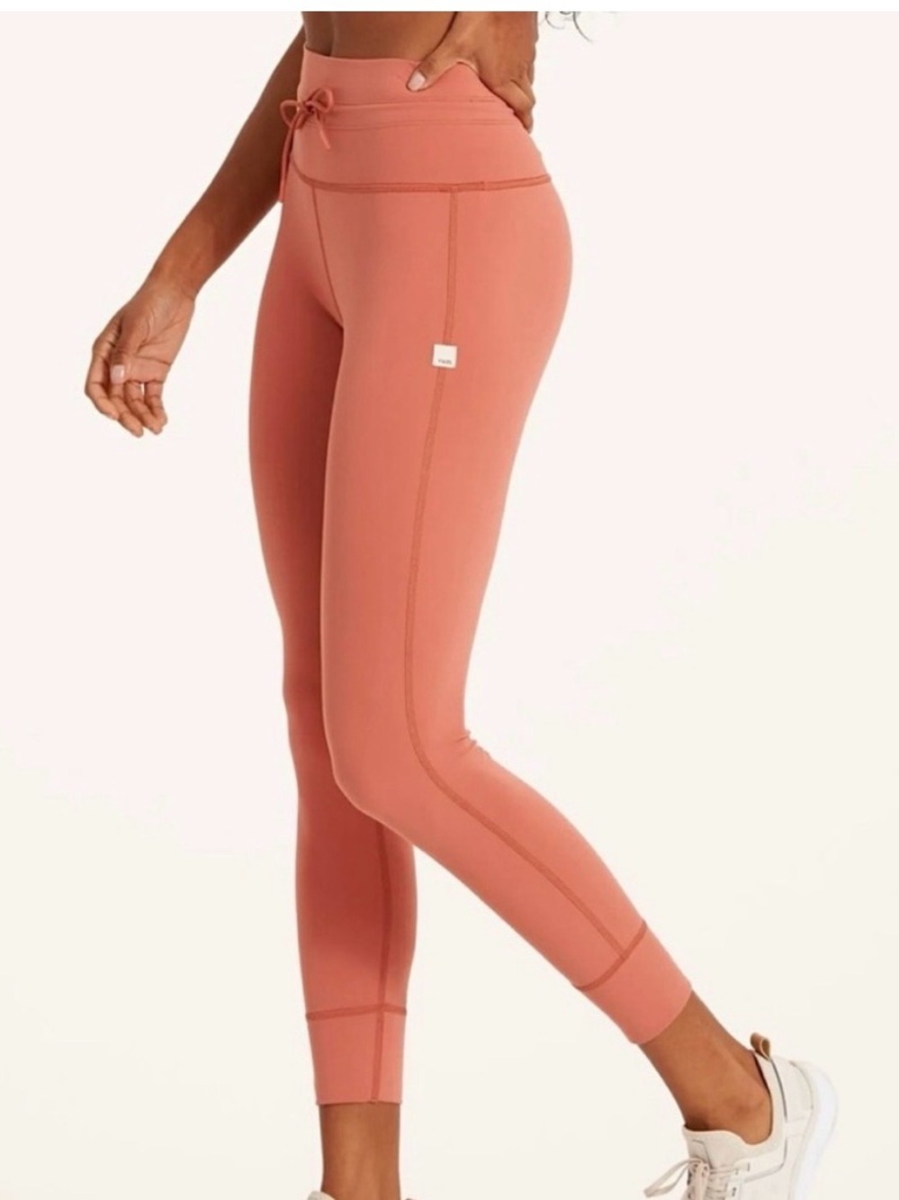 Vuori daily leggings in cinnamon size xs